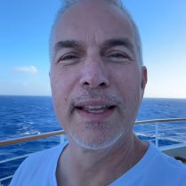 Grath Davis, 57 years oldOrlando, USA