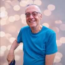 Philipp, 57 years oldVersailles, France